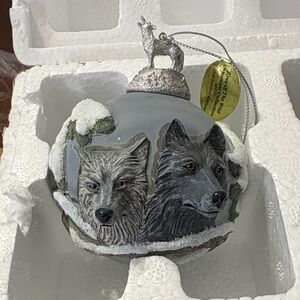 The Bradford Exchange Eyes of the Wild Collection